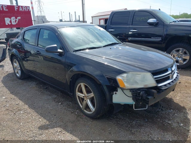 Salvage Dodge Avenger Image