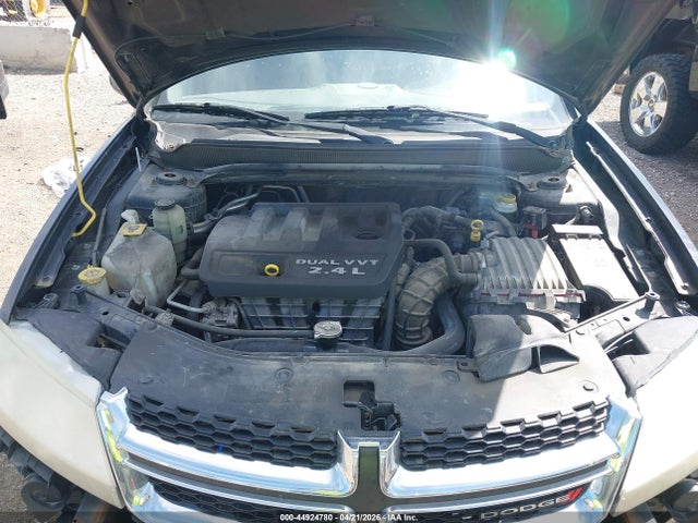 Dodge Avenger Se