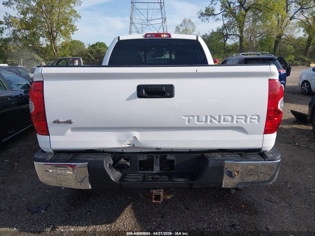 Toyota Tundra Sr5 5.7l V8