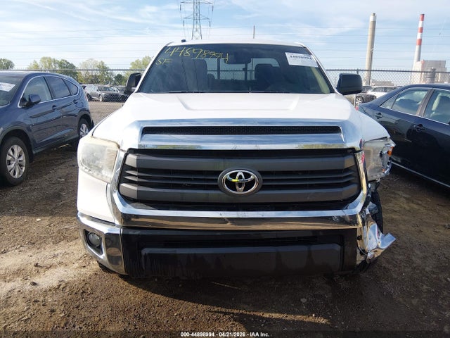 Toyota Tundra Sr5 5.7l V8
