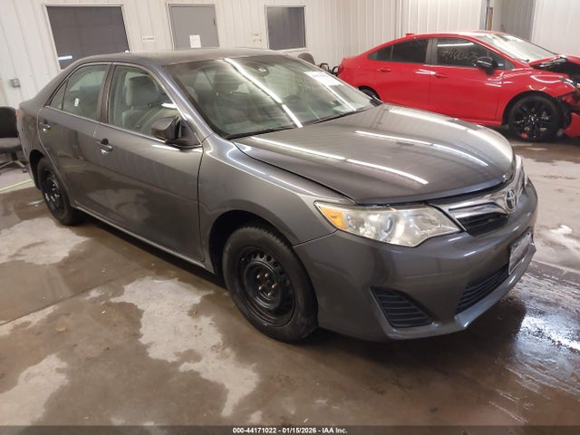 Salvage Toyota Camry Image