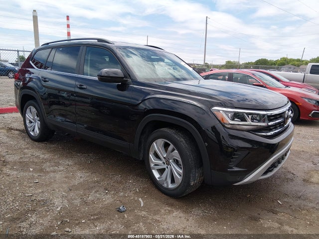 Salvage Volkswagen Atlas Image
