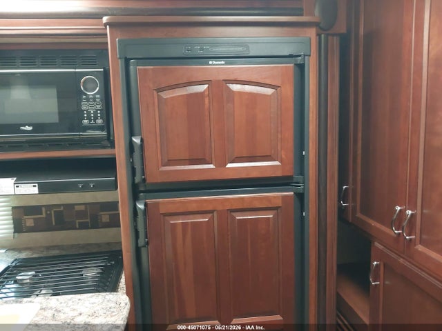 Tracer By Forest Riv Ultra Lite Executive
