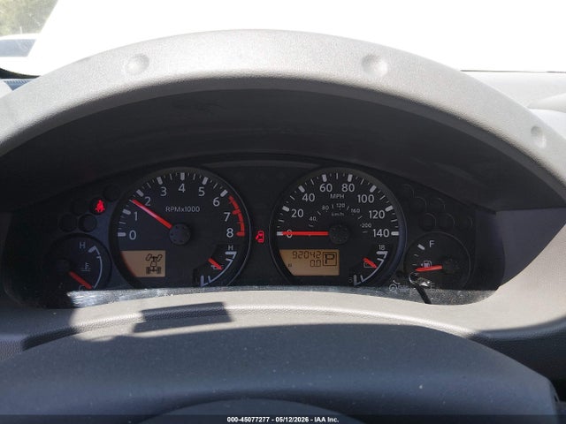 Nissan Frontier Sv