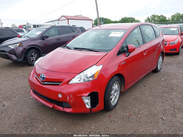 Toyota Prius v Three