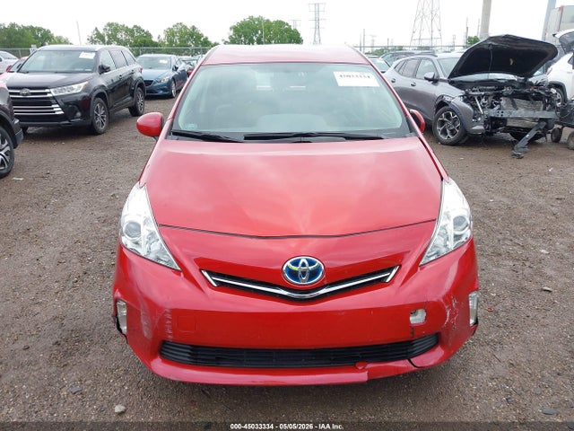 Toyota Prius v Three