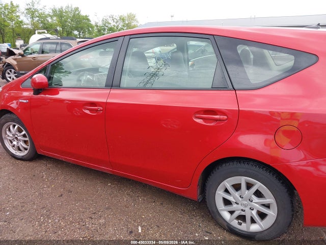 Toyota Prius v Three
