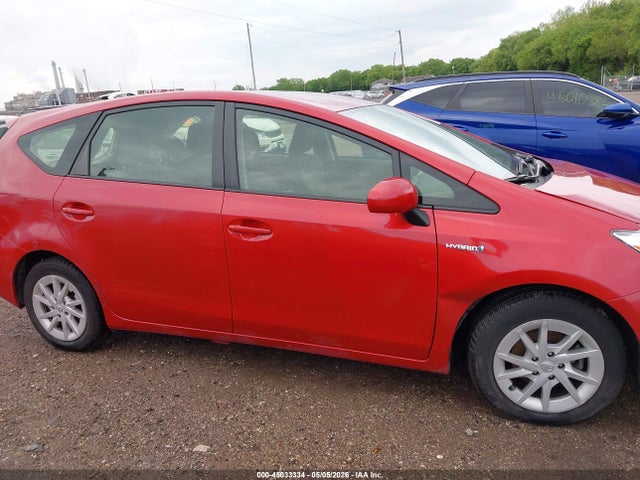 Toyota Prius v Three