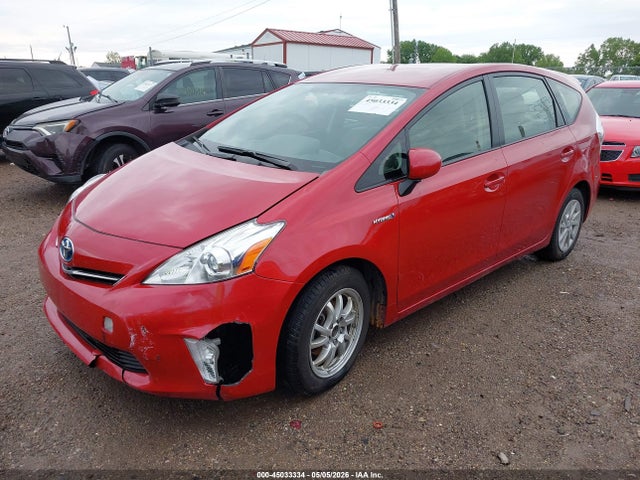 Toyota Prius v Three