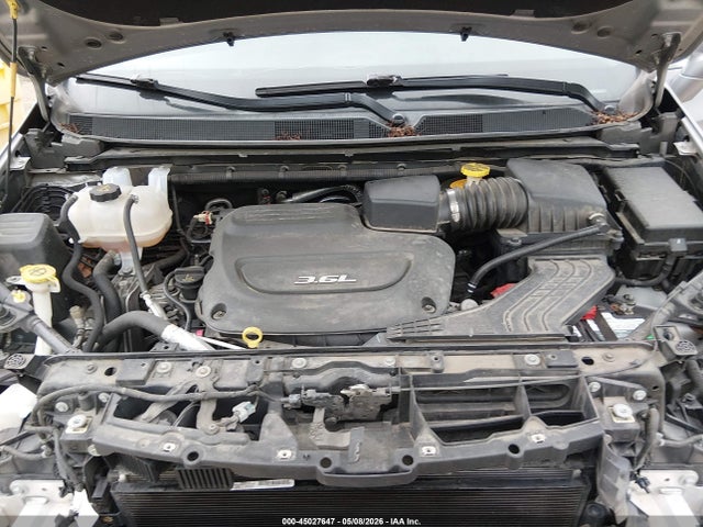 Chrysler Pacifica Touring-l