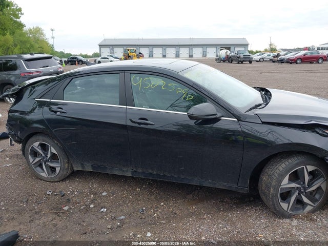Hyundai ELANTRA Limited