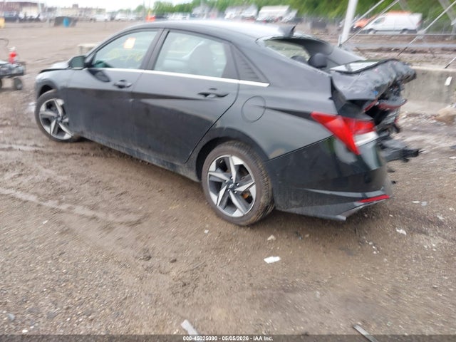 Hyundai ELANTRA Limited