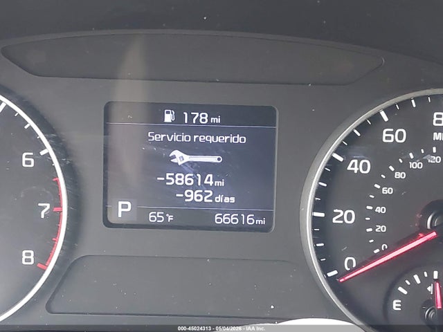 Kia Seltos S