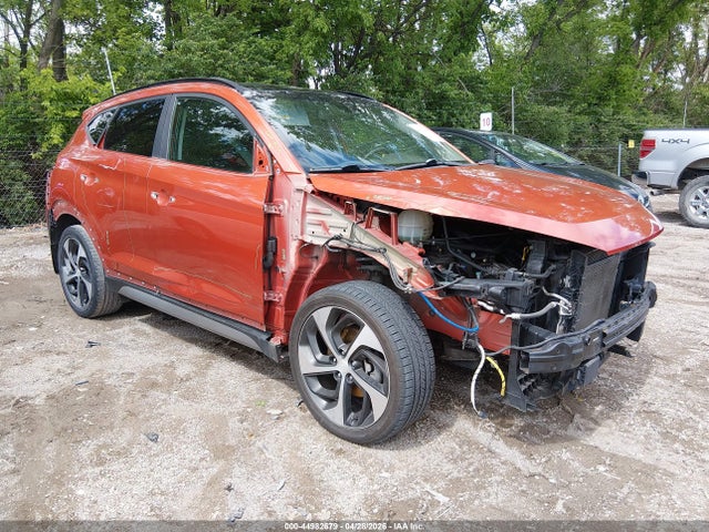 Salvage Hyundai TUCSON Image