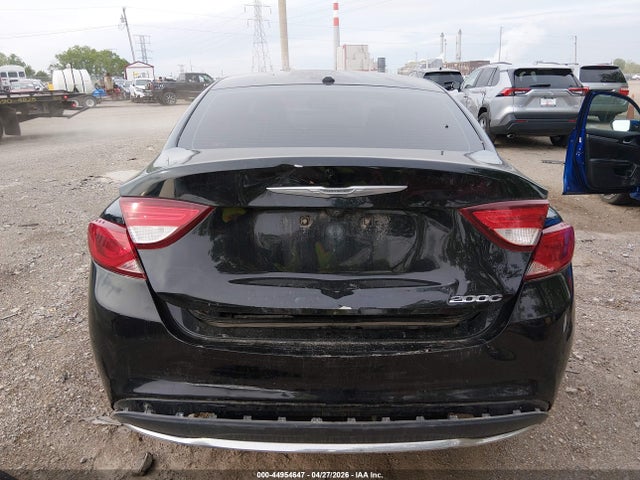 Chrysler 200 C