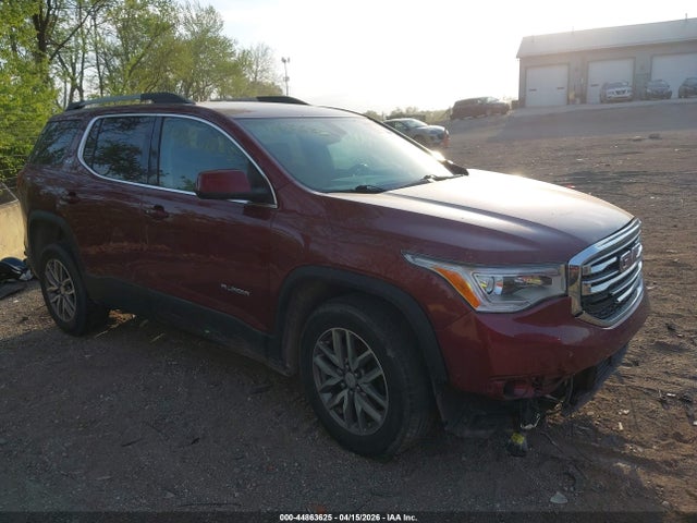 Salvage GMC Acadia Image