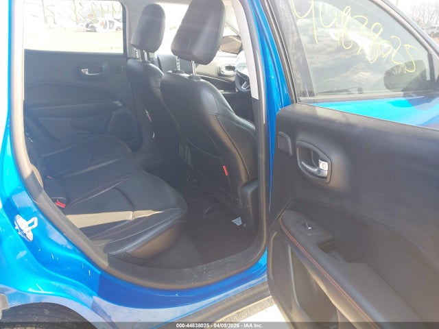Jeep Compass Trailhawk 4x4