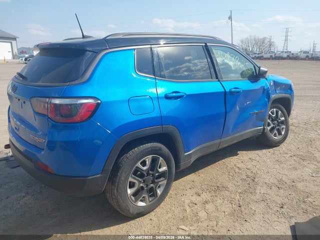 Jeep Compass Trailhawk 4x4