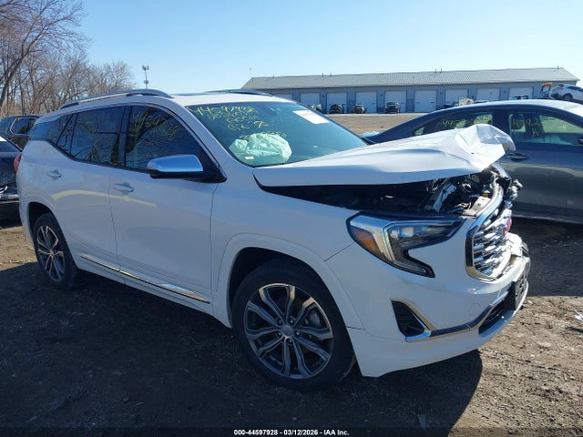 Salvage GMC Terrain Image