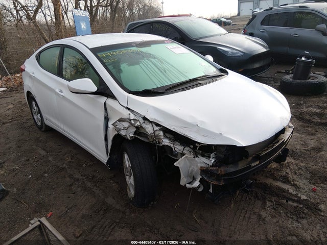 Salvage Hyundai ELANTRA Image