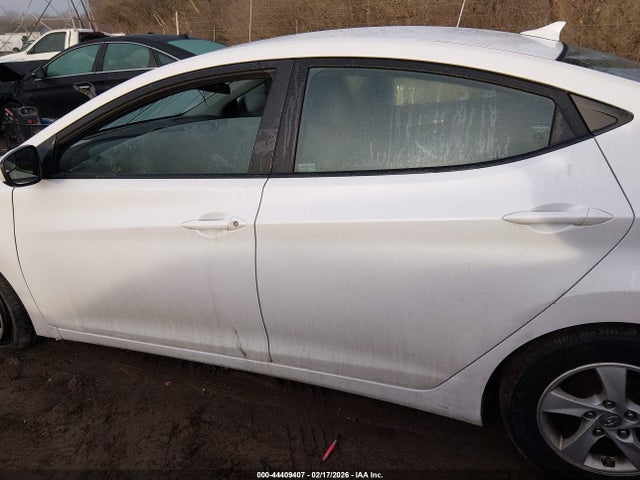 Hyundai ELANTRA Se