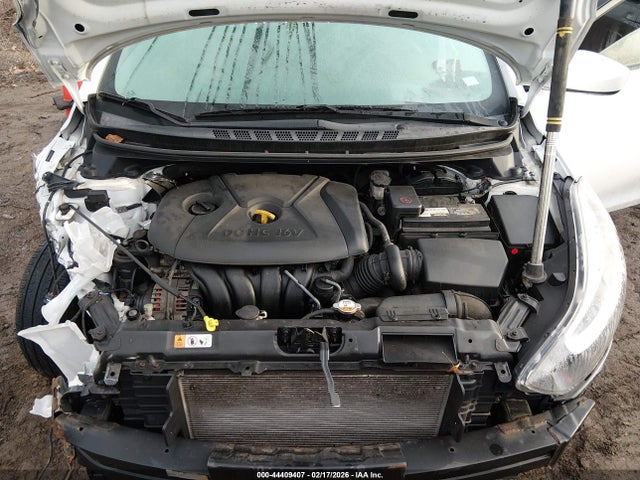 Hyundai ELANTRA Se
