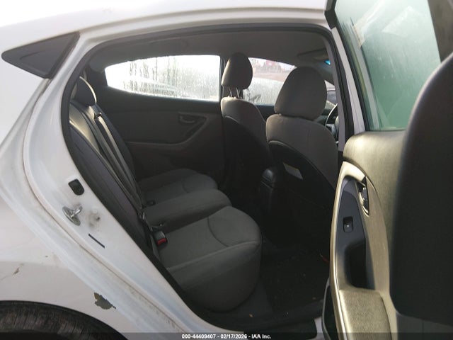 Hyundai ELANTRA Se