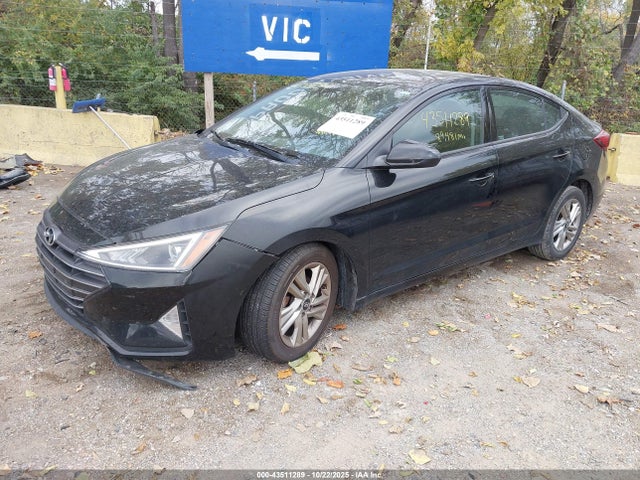 Hyundai ELANTRA Sel
