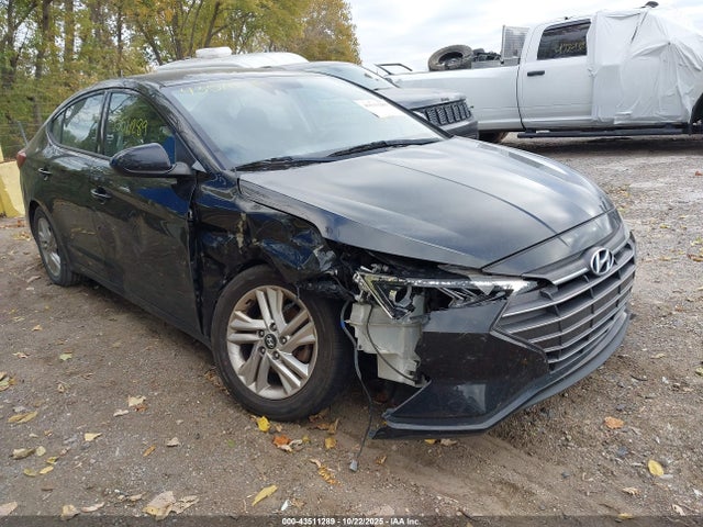 Hyundai ELANTRA Sel