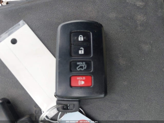 Toyota Highlander Limited V6