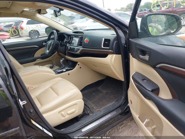 Toyota Highlander Limited V6