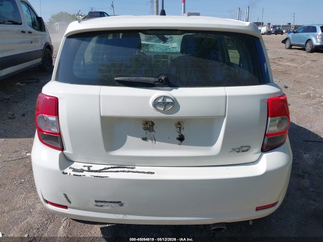 Scion xD