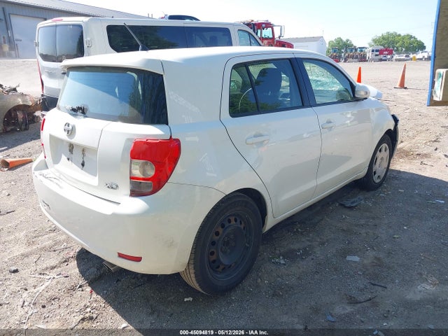 Scion xD