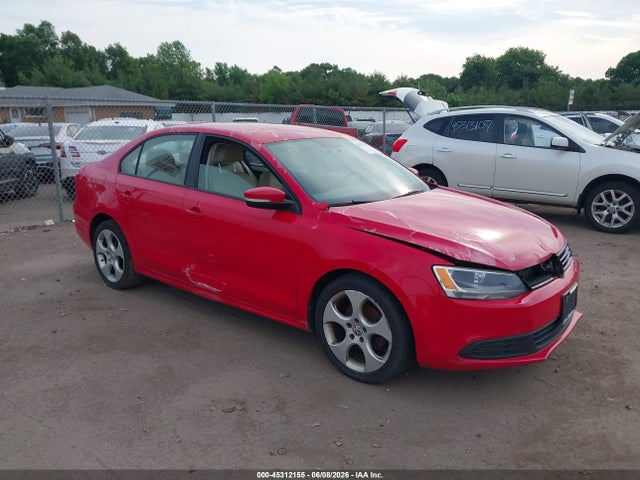 Salvage Volkswagen Jetta Image