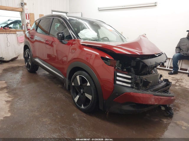Salvage Nissan Kicks Image