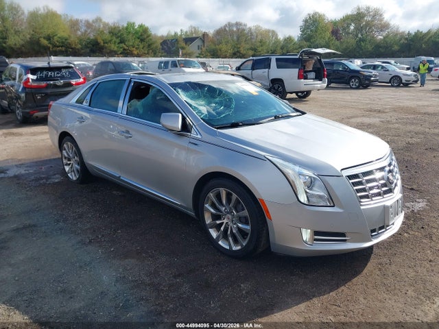 Salvage Cadillac XTS Image