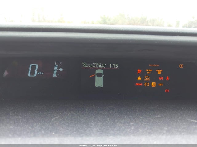Toyota Prius c Three