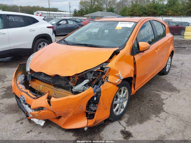 Toyota Prius c Three