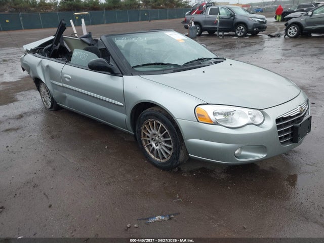 Salvage Chrysler Sebring Image