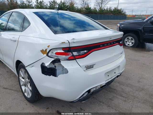 Dodge Dart Sxt