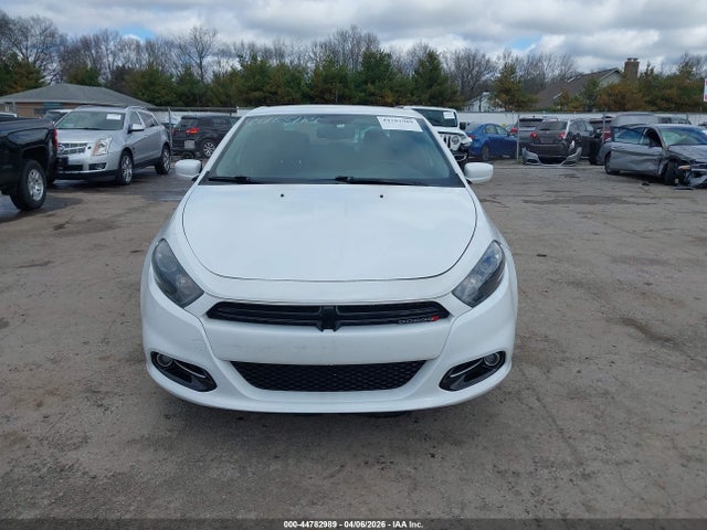 Dodge Dart Sxt