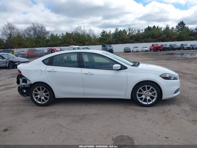Dodge Dart Sxt