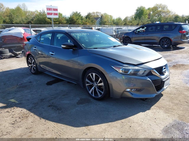 Salvage Nissan Maxima Image