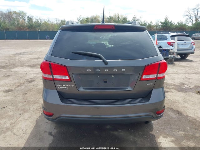 Dodge Journey Sxt
