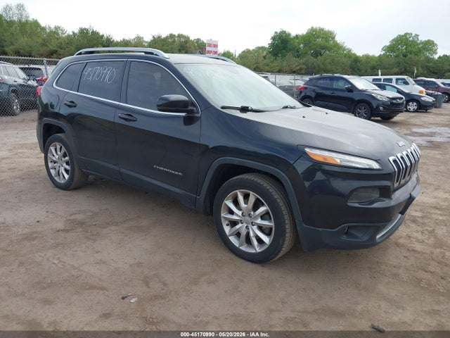 Salvage Jeep Cherokee Image