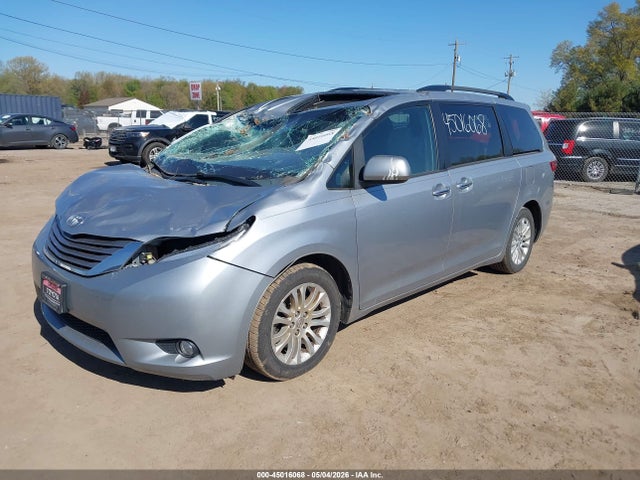 Toyota Sienna Xle 8 Passenger