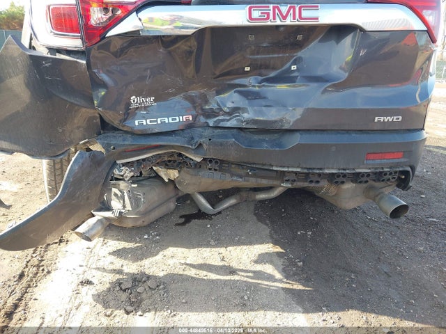 GMC Acadia Sle-2