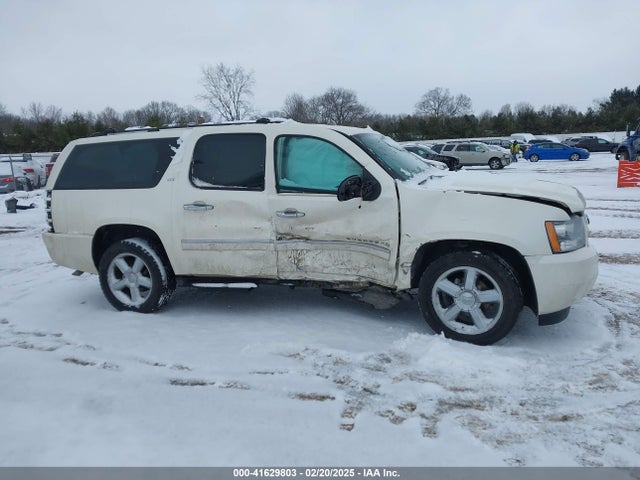 Chevrolet Suburban 1500 Ltz