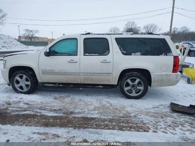 Chevrolet Suburban 1500 Ltz
