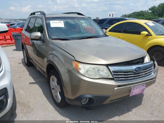 Salvage Subaru Forester Image